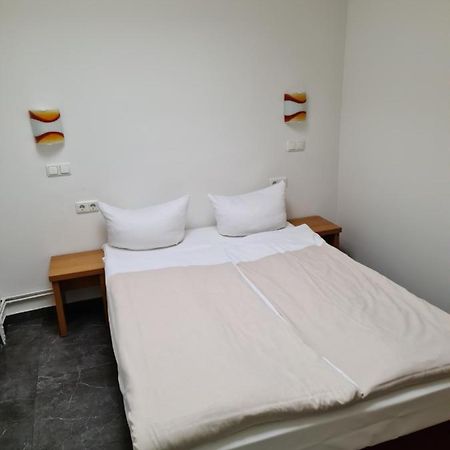 Shop 23 Bed & Breakfast Hamburg Dış mekan fotoğraf