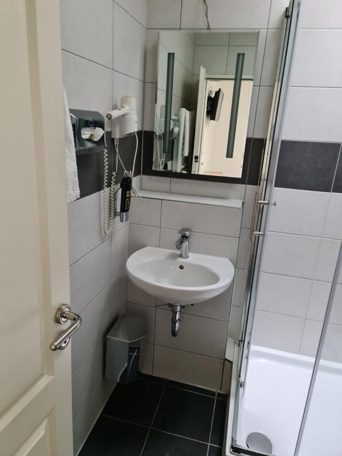 Shop 23 Bed & Breakfast Hamburg Dış mekan fotoğraf